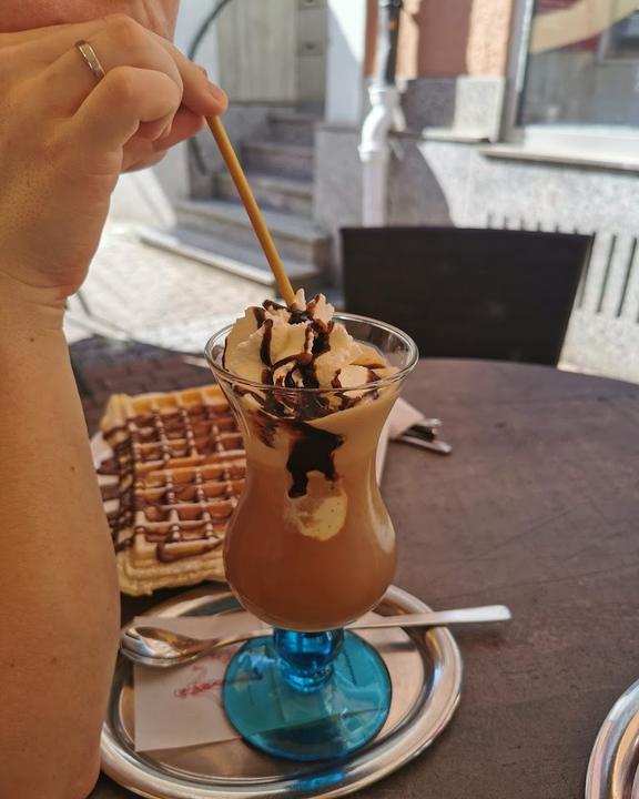 Eiscafe Dolomiti