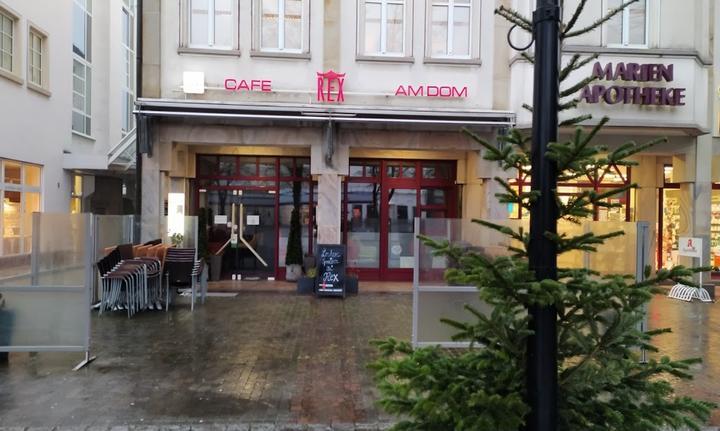 Rex Cafe Am Dom